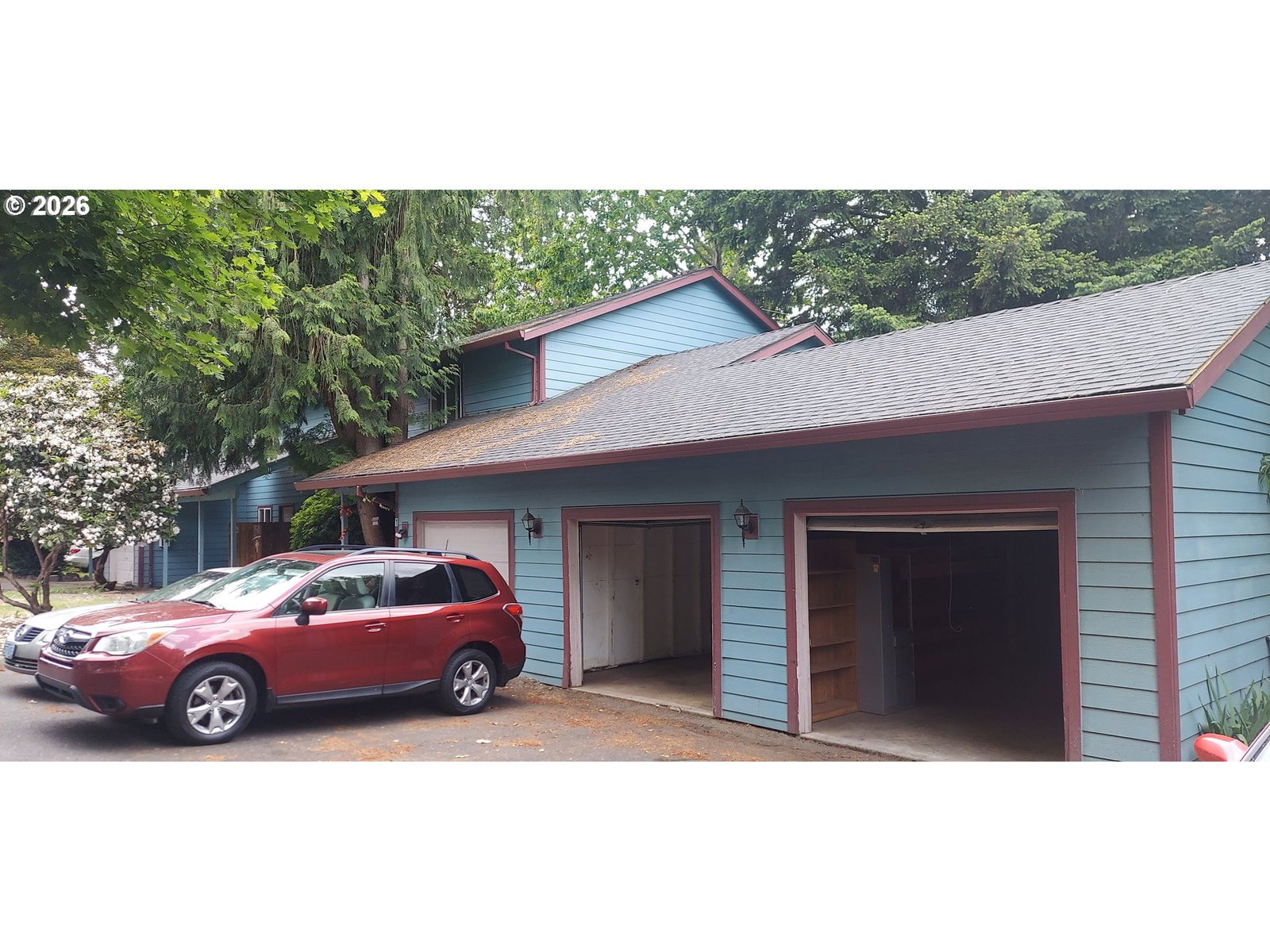 Listing photo 1 of 6
