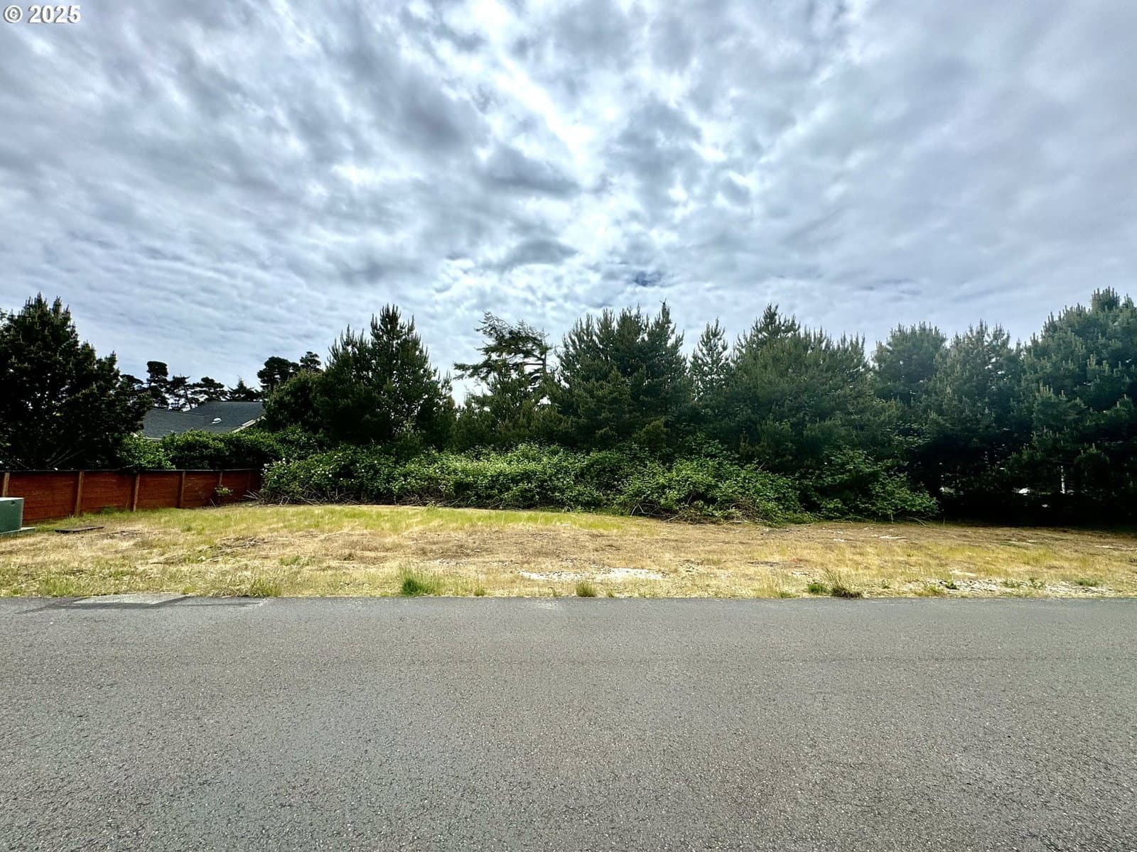 Primary listing photo, Lake Point DR #23, Florence, OR, 97439